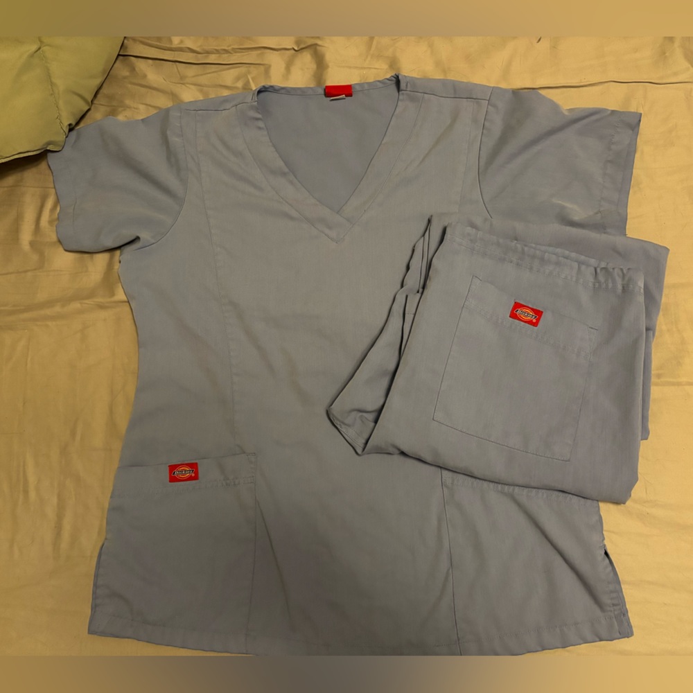 Dickies Ceil Blue Medium Tall Scrubs
